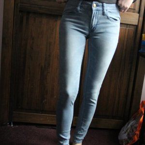 American Eagle Light wash Jegging